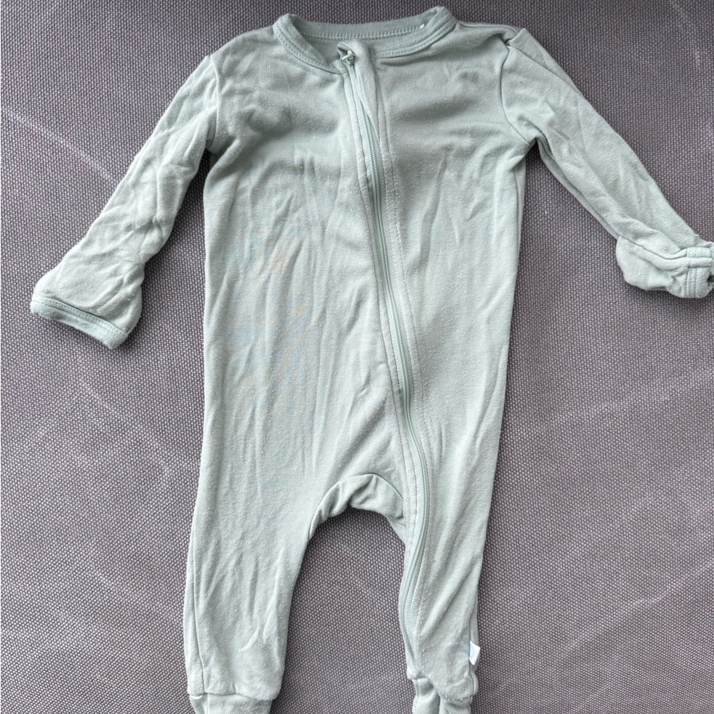 Dreamland Baby Bamboo Pajamas w/ DreamCuffs®